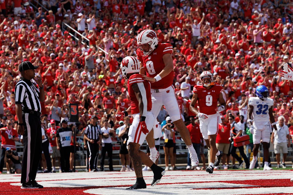 WATCH: Gameplay highlights of Wisconsin Badgers in EA Sports College Football 25