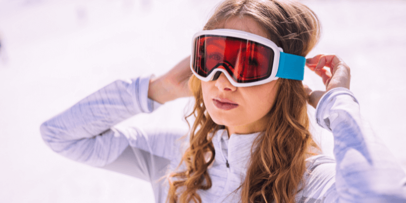 How to Tighten Ski Goggles