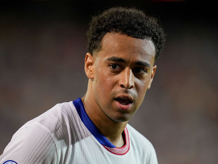 Bournemouth's Adams to miss start of season after undergoing surgery