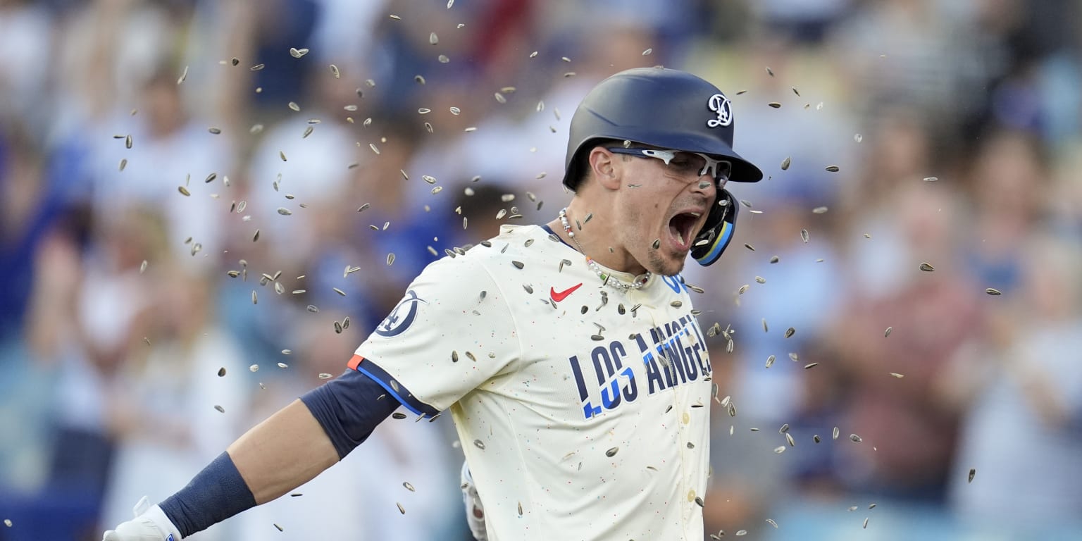 Kiké reaches 10-year milestone, sets stage for walk-off win
