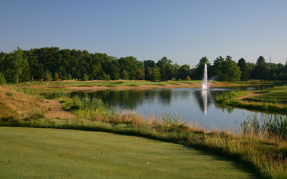 WATCH: ‘Pure evil’ golfer dots the course with marshmallows