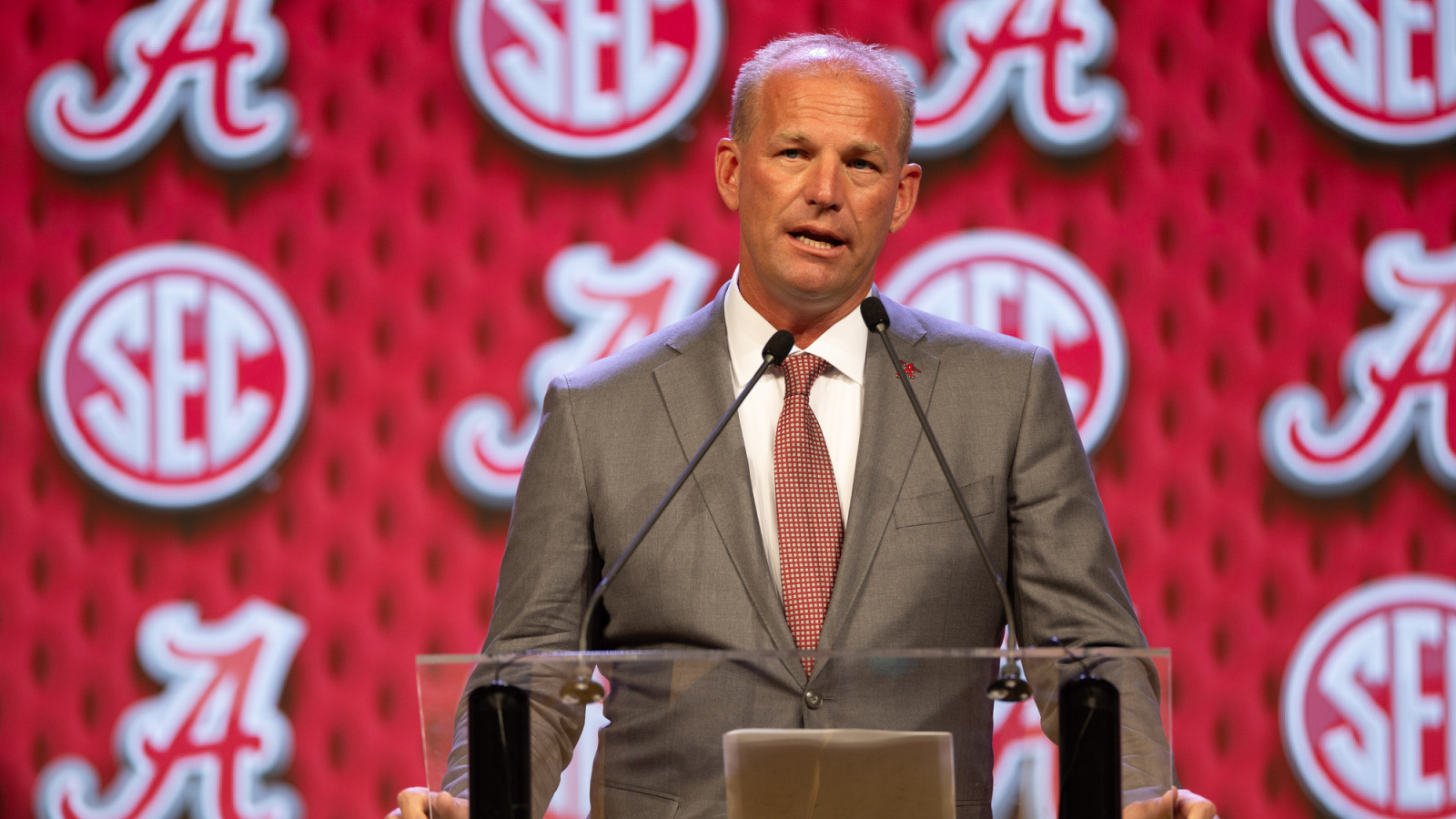 Five SEC football storylines to watch