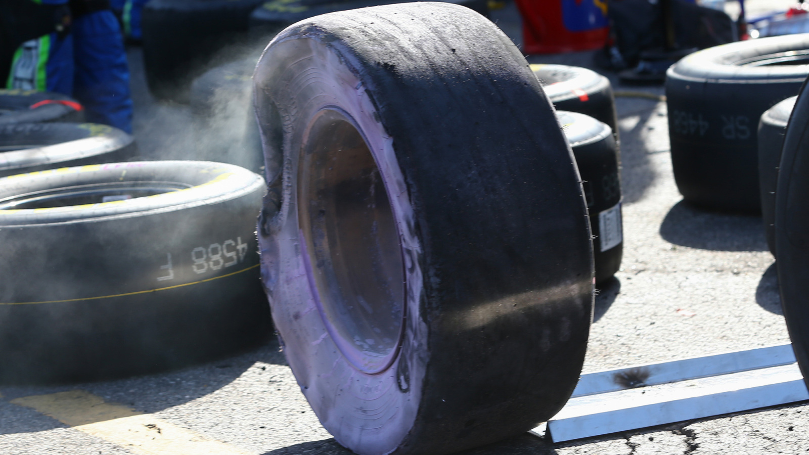 Highly touted prospect Corey Day wrecks out of ARCA debut at Salem