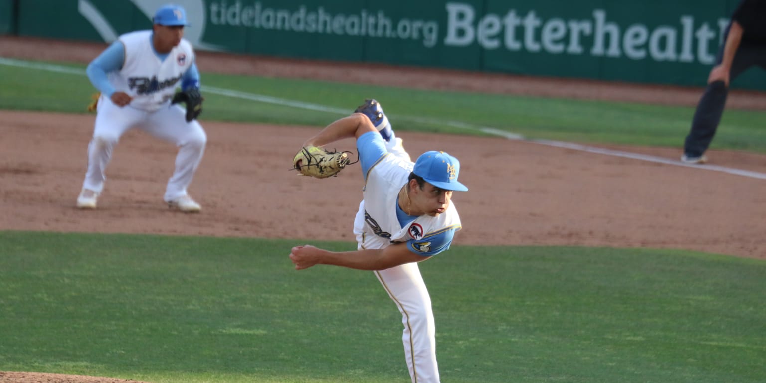 Dodgers get pair of high-upside prospects in trade with Cubs