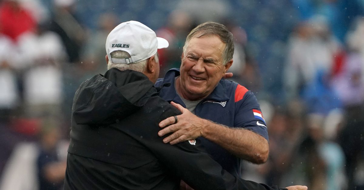 Bill Belichick to the Eagles? Mike Florio say there’s smoke to Nick Sirianni being replaced