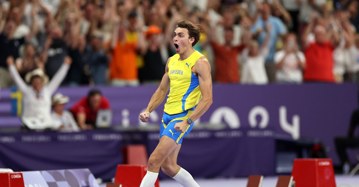 Armand Duplantis captures the crowd, and another world record, at the Olympics