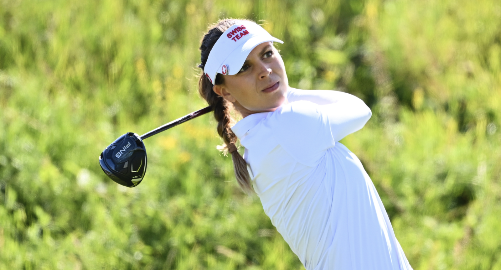 Metraux bags the lead in Paris after record-breaking front nine