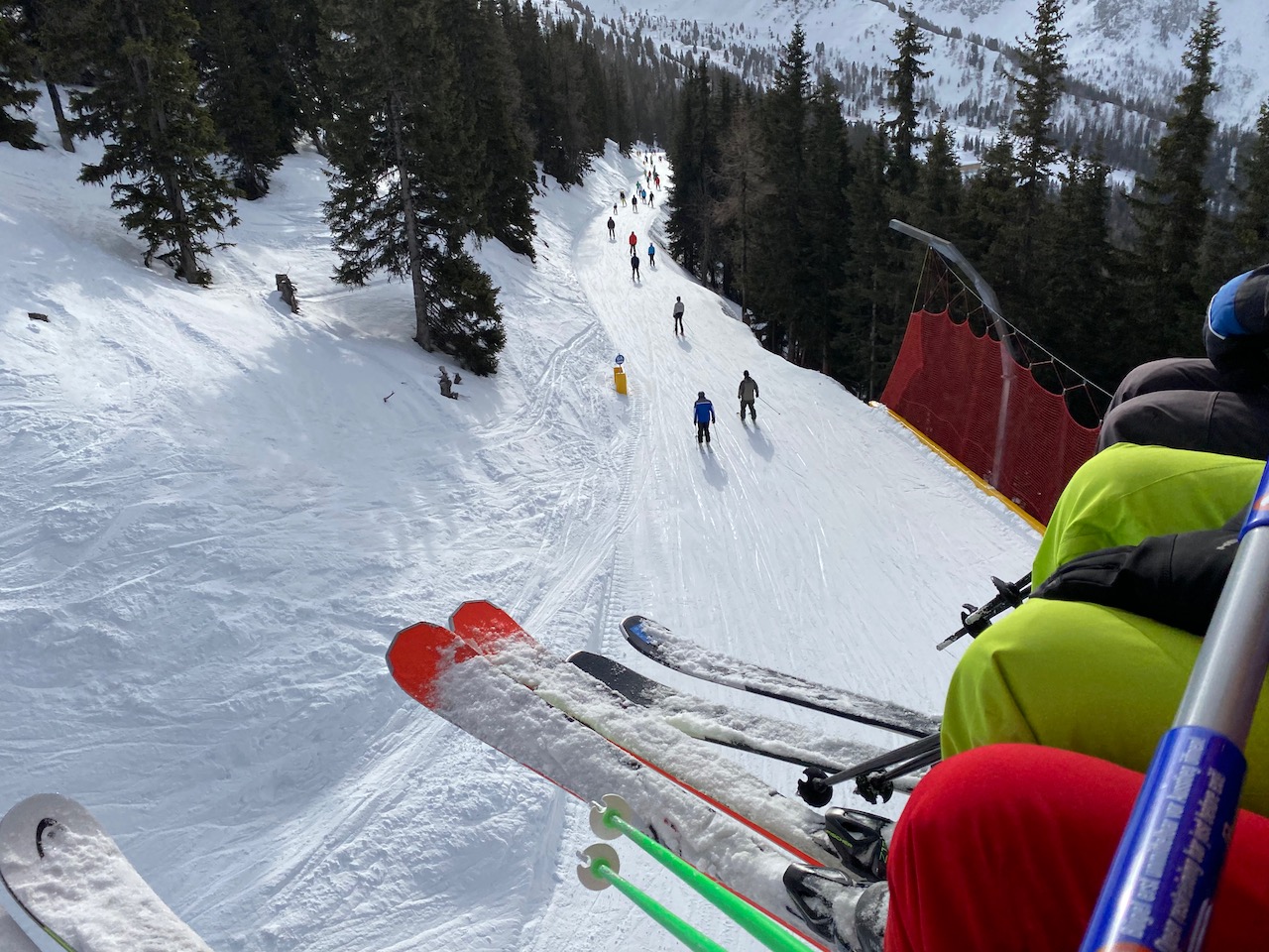 New Survey Reveals Much About UK Skiers & Snowboarders