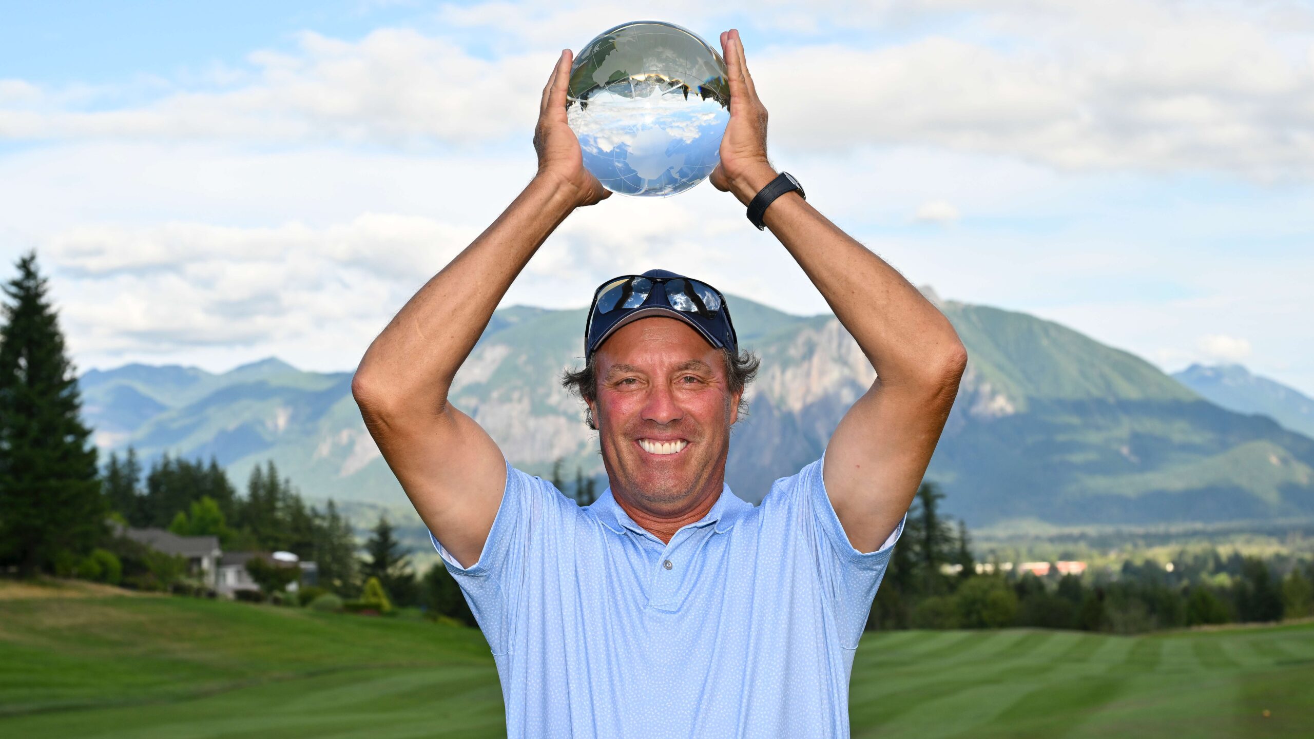 Ames birdies final hole to defend Boeing Classic title