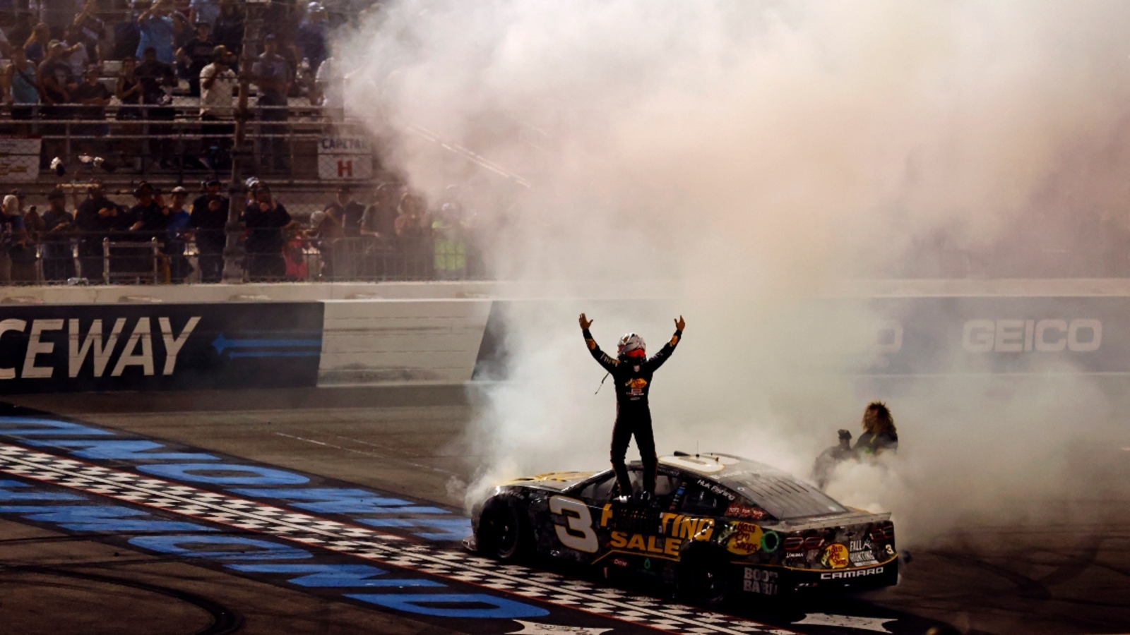 Austin Dillon explains his thought process on last lap at Richmond before wrecking Joey Logano, Denny Hamlin