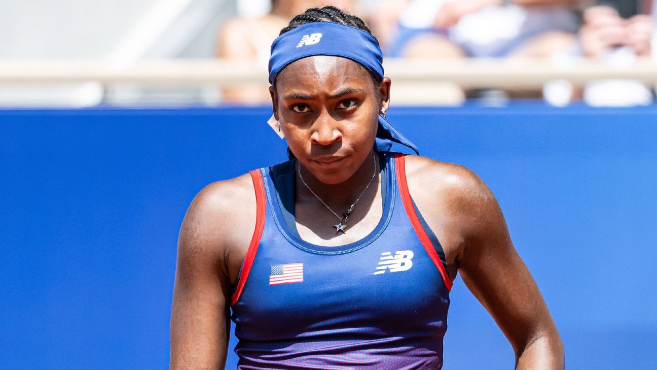 Defending champion Gauff ousted in Cincinnati Defending champion Gauff ousted in Cincinnati