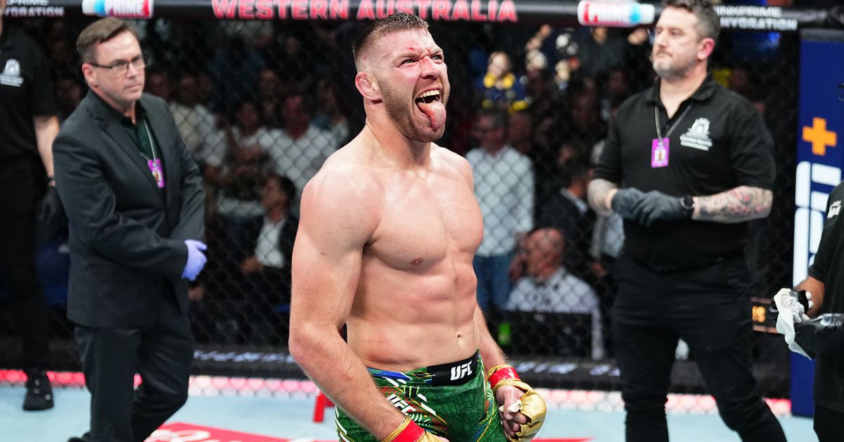 Biggest Winners (And Loser) From UFC 305 Biggest Winners (And Loser) From UFC 305