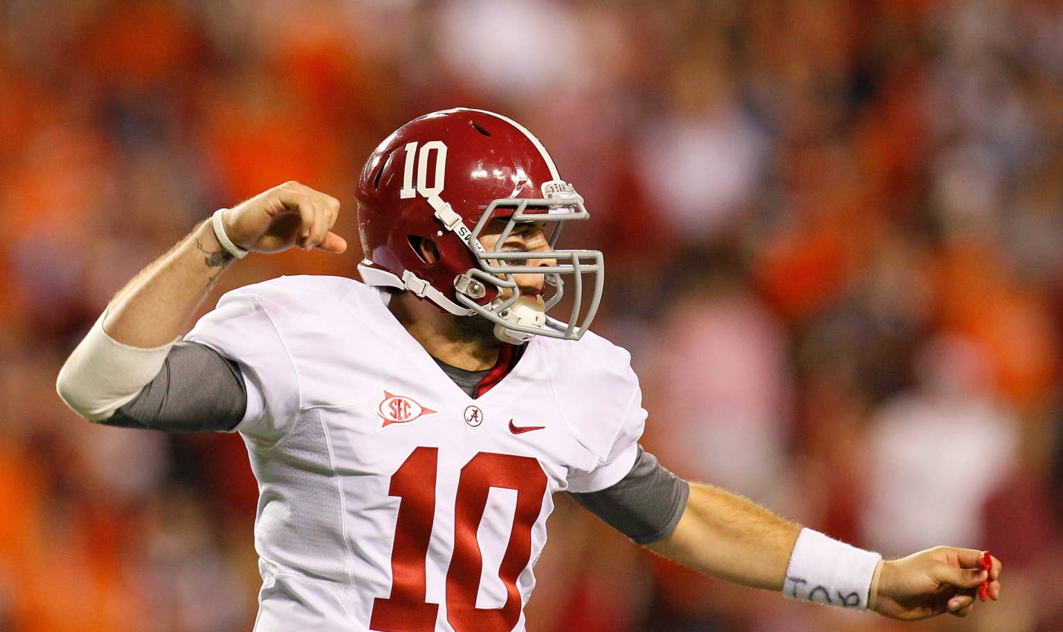 Former Alabama QB Calls Notre Dame 'Weak' After Manti Te'o Comments