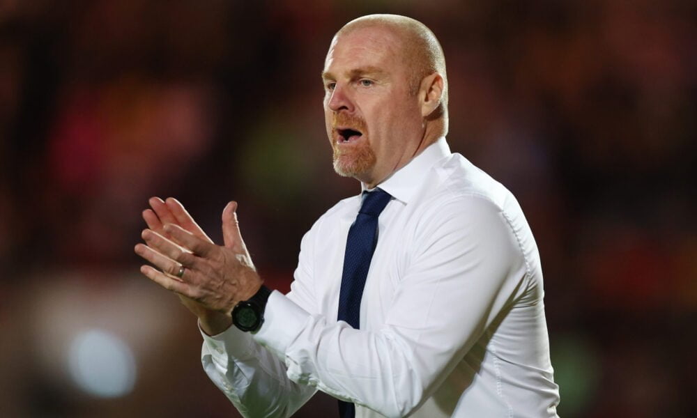 Reliable journalist: Player to undergo medical after Everton 'agree deal' to sign 6ft 4in star