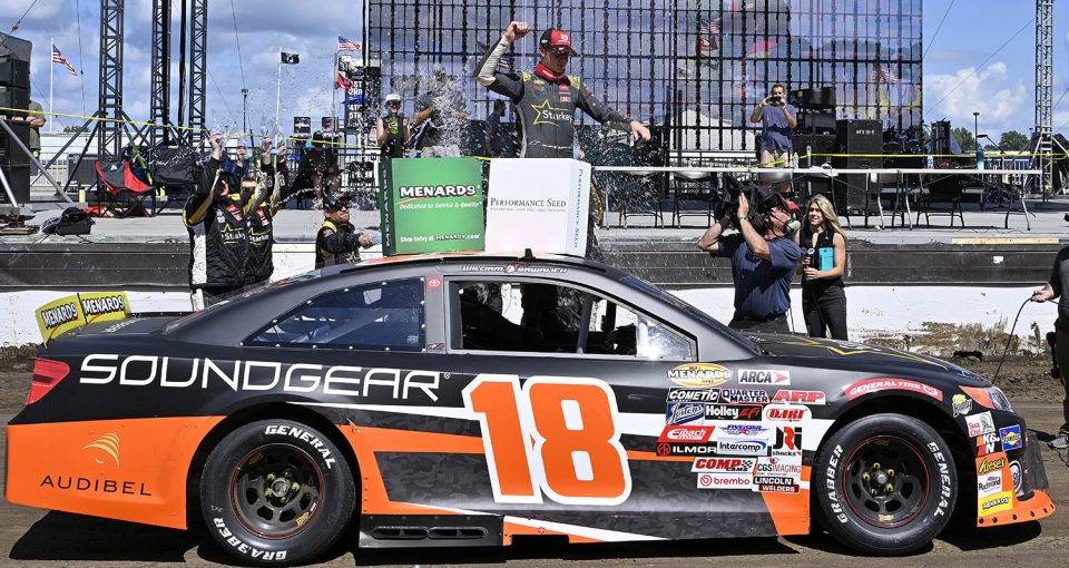 William Sawalich Earns His First ARCA Menards Series Dirt Race Victory in Springfield