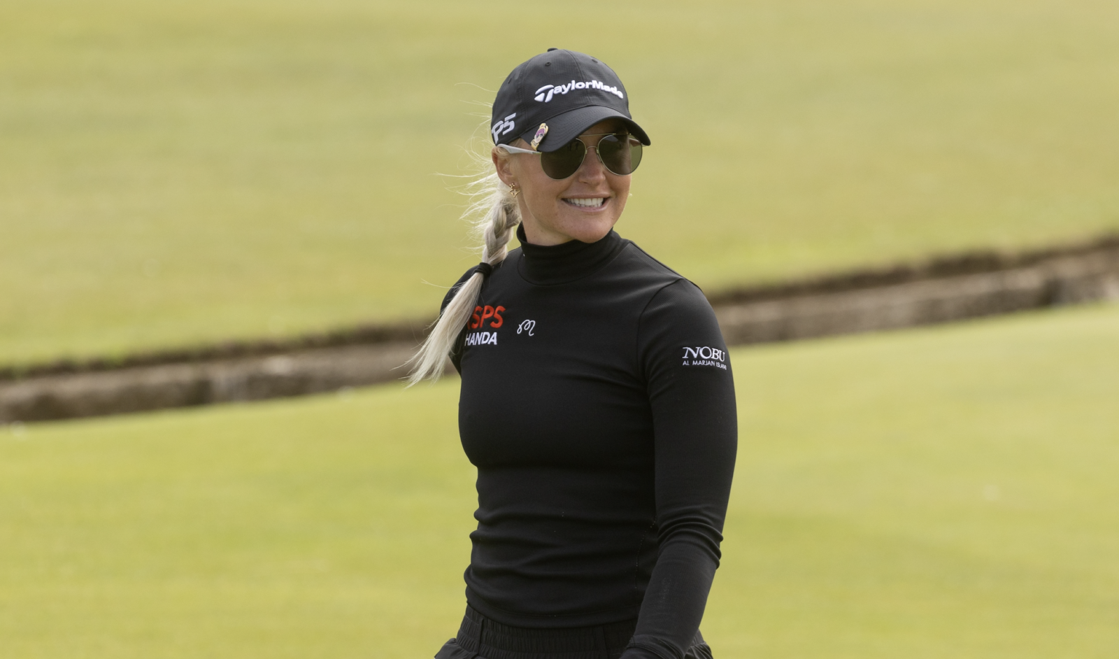 Hull takes early lead in St Andrews