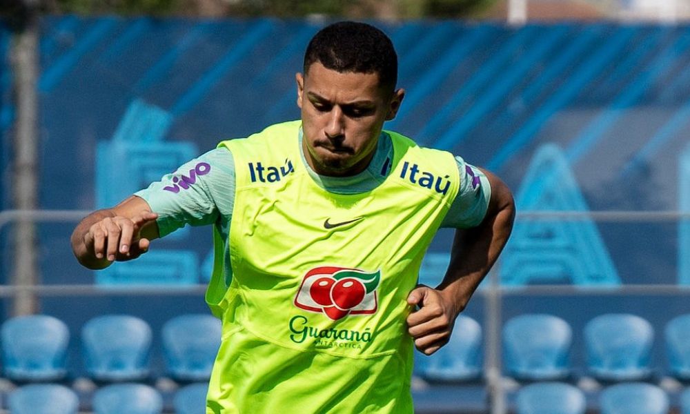 Man Utd open ‘negotiations’ to seal late deal to sign £21m South American star – report