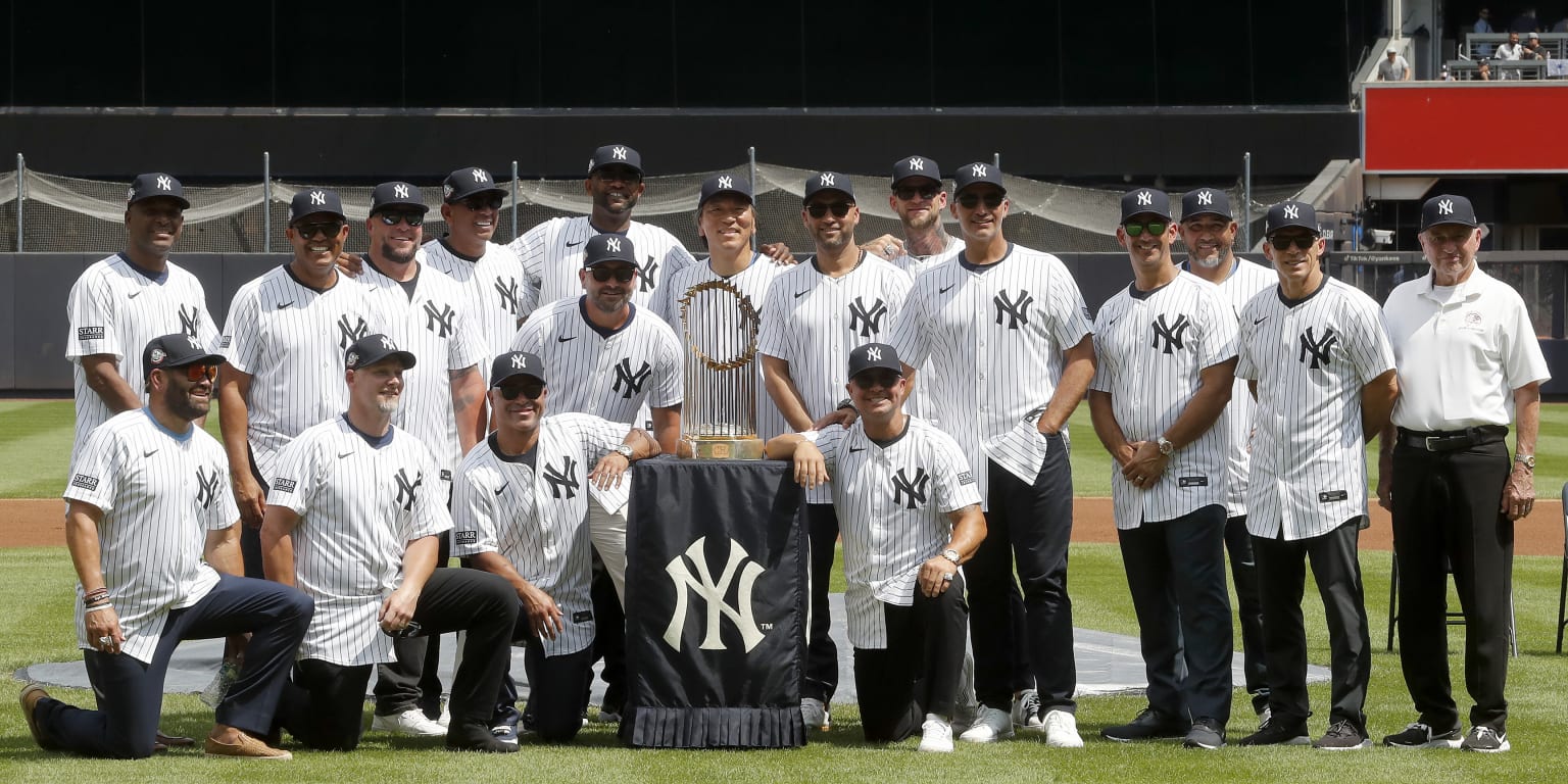 '09 champs bring good vibes to '24 Yanks on Old-Timers' Day
