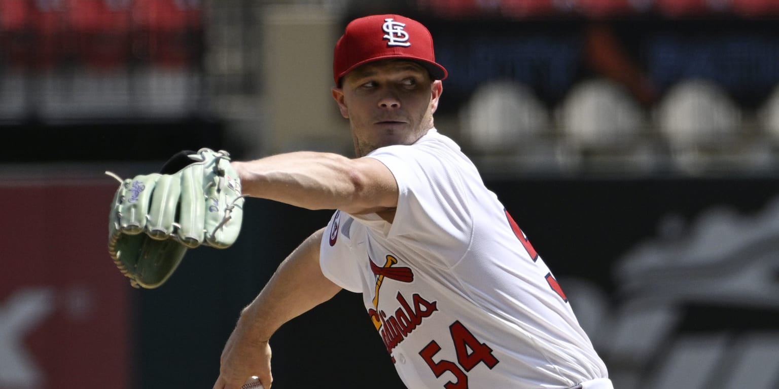 Gray's strong 6-inning start sets tone for series split with Friars