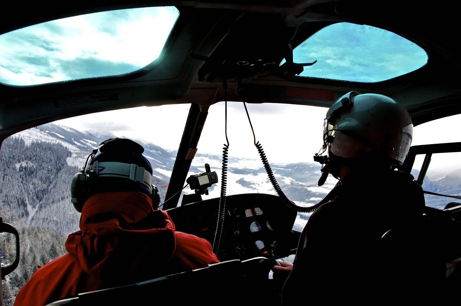 "Game-Changer" Canadian Heli Skiing Outfit Announces New Partnership
