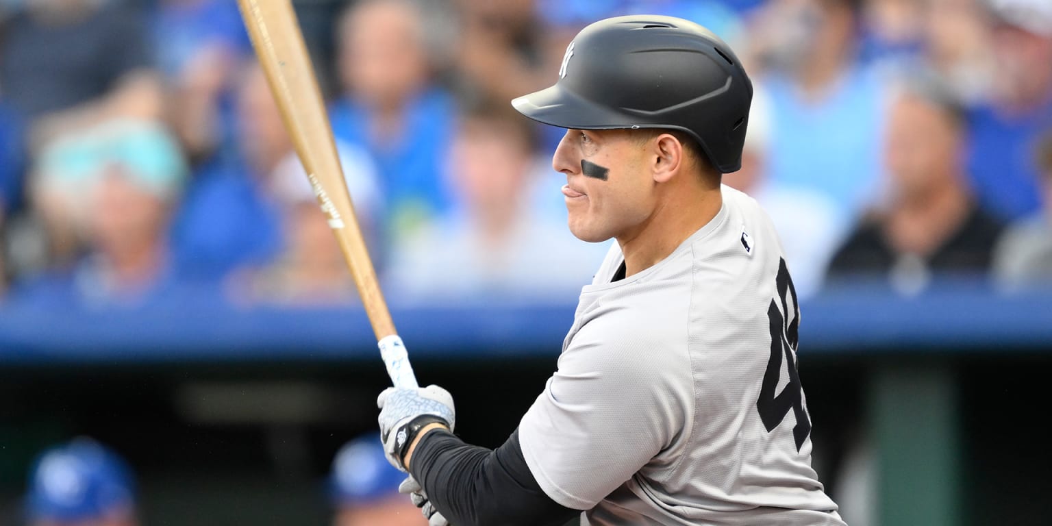 Rizzo returns after 2 1/2 months on IL; Yanks call up 3 more