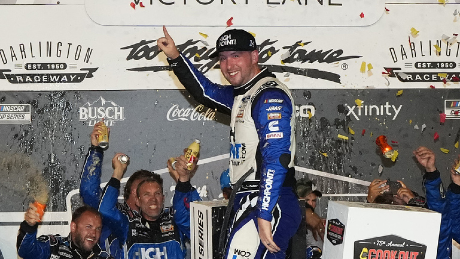 Stewart-Haas Racing, Chase Briscoe deliver full-circle win at Darlington