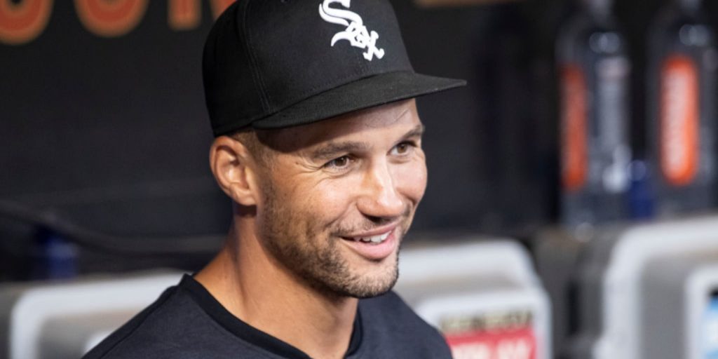 Sizemore dives into 1st experience as skipper