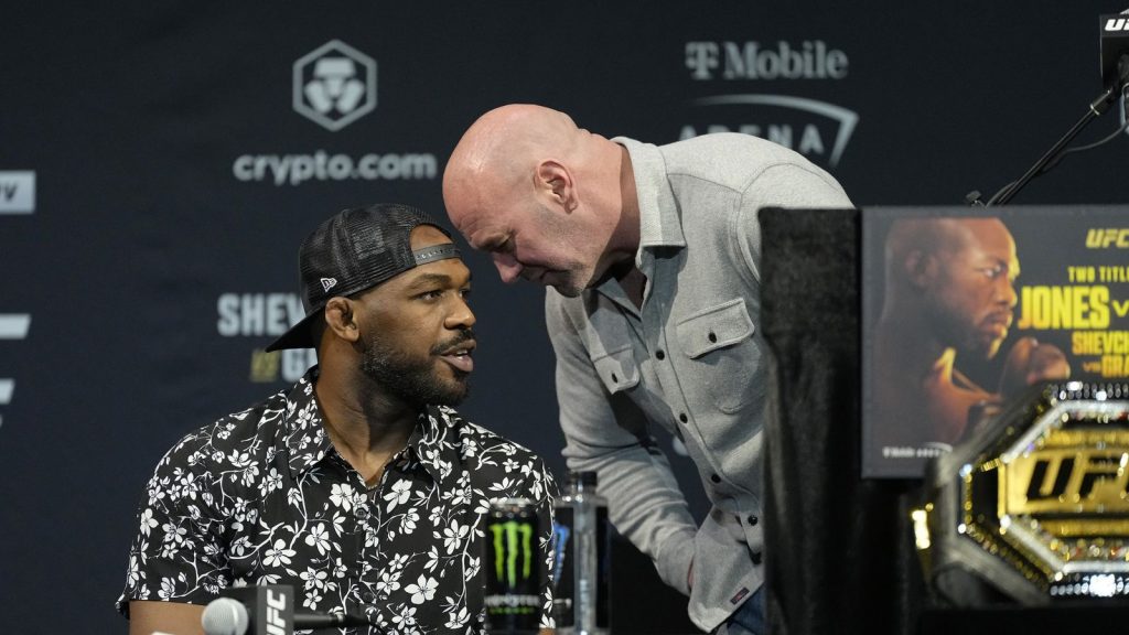 Midnight Mania! Jon Jones GOAT, Dana Gloats, Robots Vote