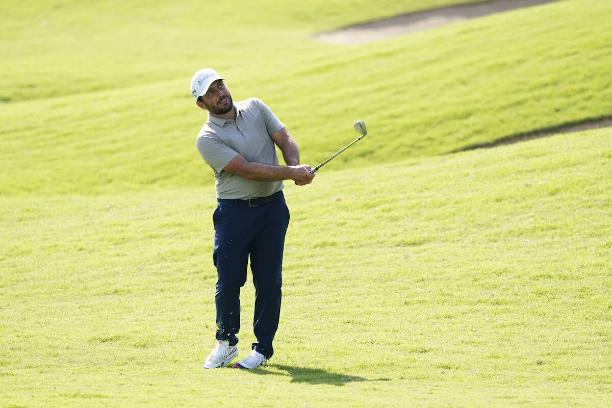 A good handful of irons as in the best of times A good handful of irons as in the best of times