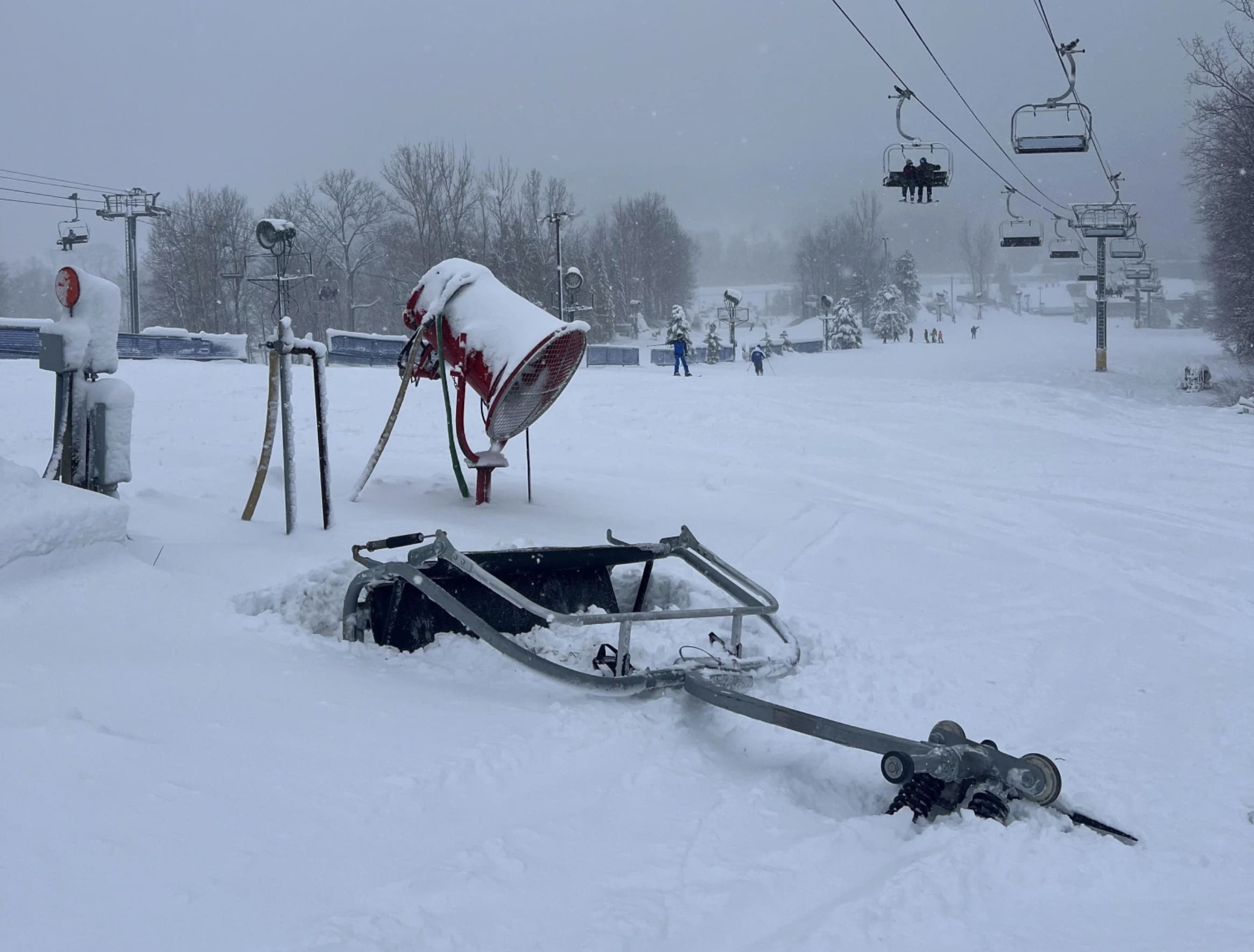 Chair Falls Off Lift At Michigan Ski Resort