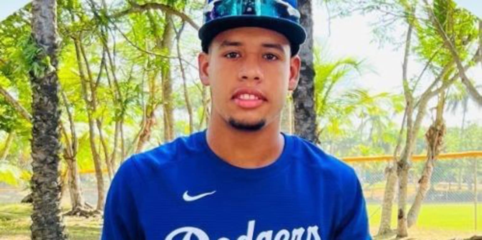 Dodgers agree to terms with No. 14 international prospect