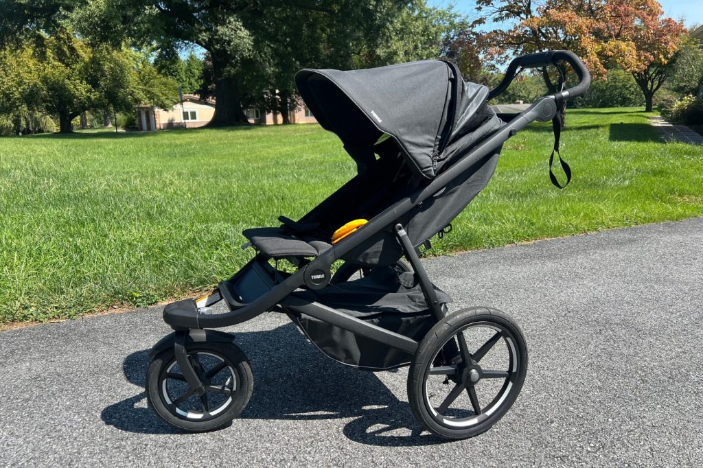Thule Urban Glide 3 Review: They See Me Rollin’ Thule Urban Glide 3 Review: They See Me Rollin’
