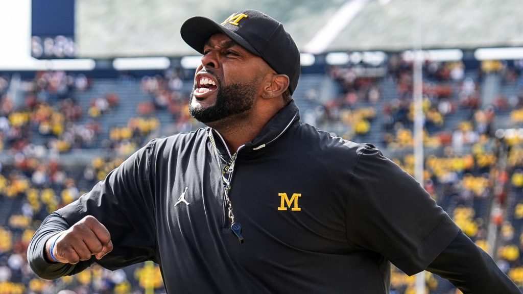 There's a new vibe in the Michigan locker room: 'Guys don't feel happy' There's a new vibe in the Michigan locker room: 'Guys don't feel happy'