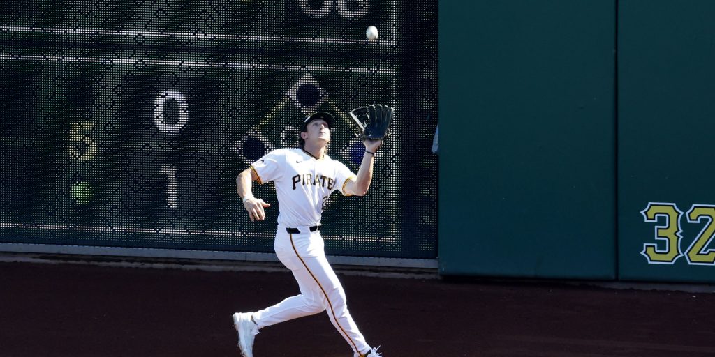 Cook uncorks Clemente-like throw, paying tribute on Roberto Clemente Day