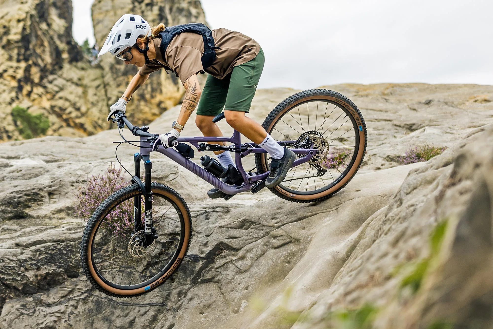 2024 Canyon Neuron Refreshes More Capable Trail Bike Builds in Carbon & Alloy