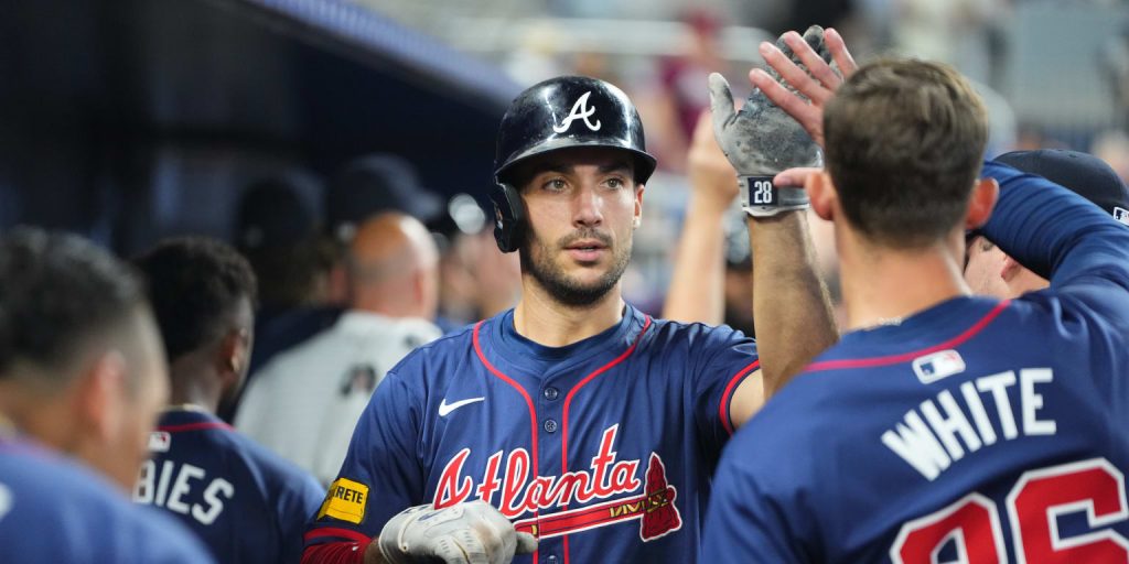 Olson provides clutch homer to give Braves life in WC chase Olson provides clutch homer to give Braves life in WC chase