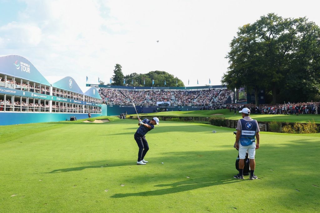 Harrington hails “incredible” Manassero: “If he's winning here, that's astonishing.”