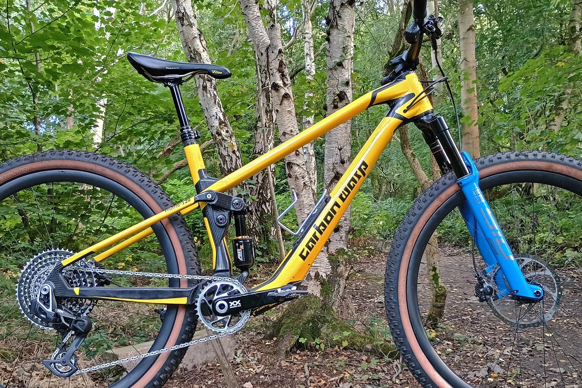 Carbon Wasp Cooks Up New 120mm Truffle UK-Handmade XC Trail Bike Carbon Wasp Cooks Up New 120mm Truffle UK-Handmade XC Trail Bike