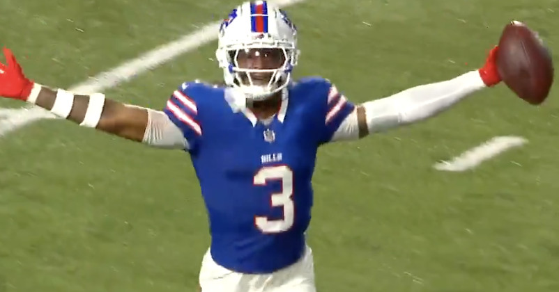 Damar Hamlin records his first career interception in Bills-Jaguars Damar Hamlin records his first career interception in Bills-Jaguars