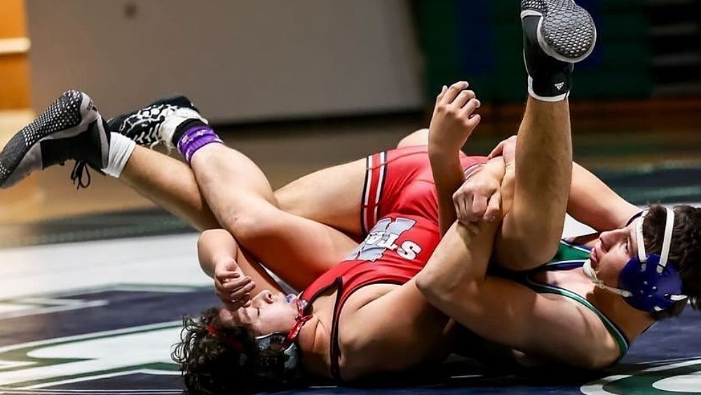 What Is The Spladle Move In MMA And How To Use It What Is The Spladle Move In MMA And How To Use It