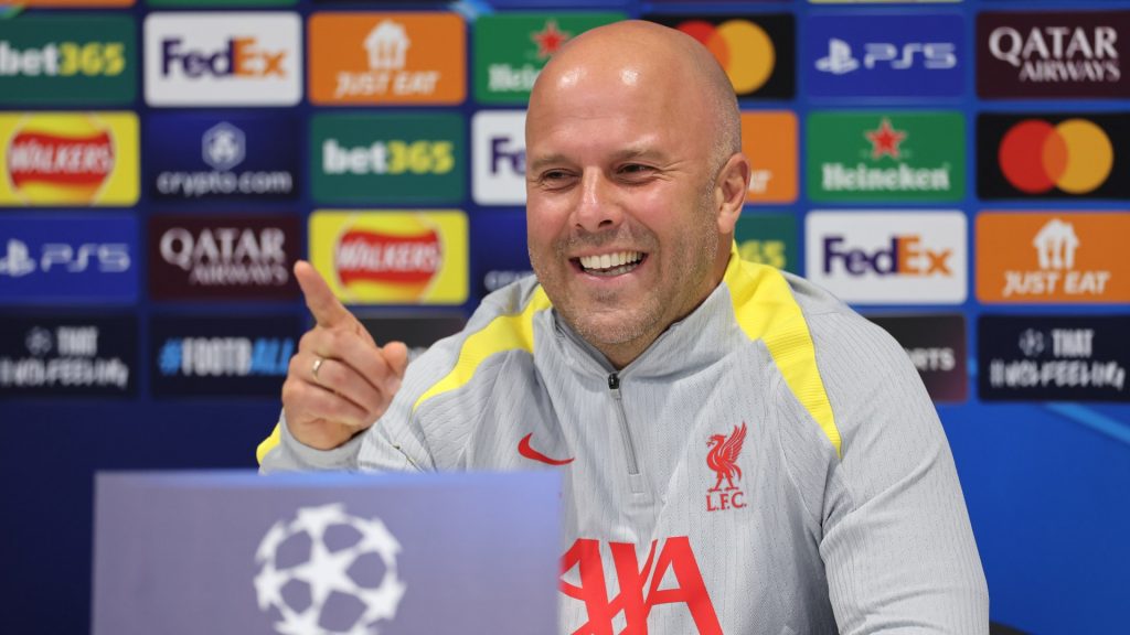 ‘Roasting Man United’ – Liverpool fans all say the same thing about Arne Slot comments ‘Roasting Man United’ – Liverpool fans all say the same thing about Arne Slot comments