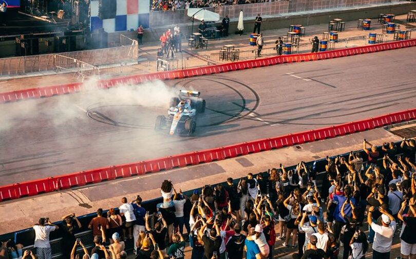 Williams complete spectacular demonstration run at Sao Paulo