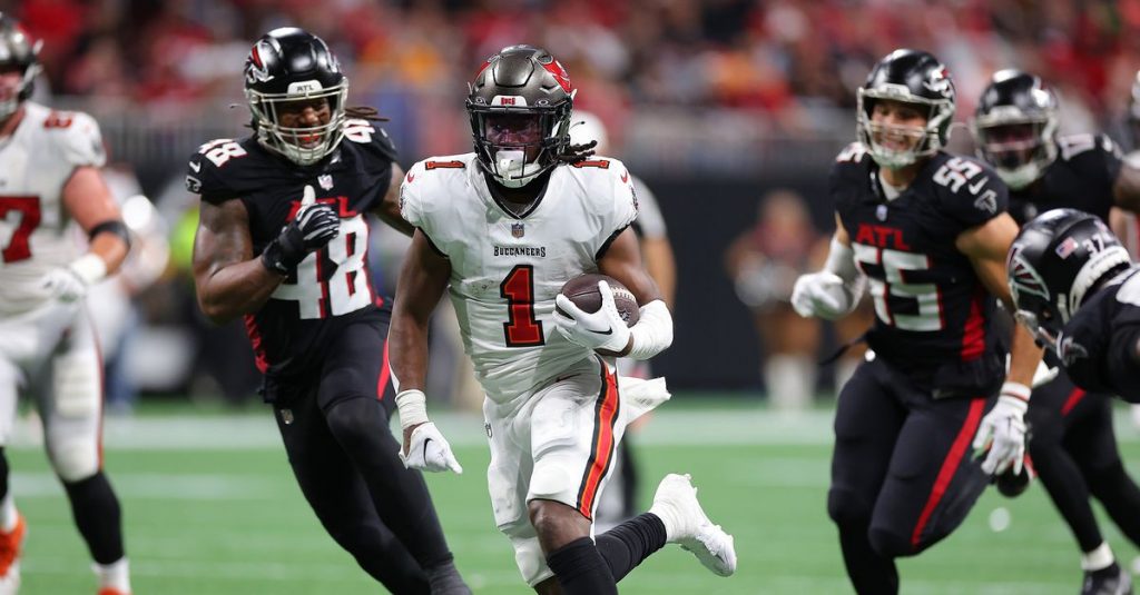Thursday Night Football: Buccaneers vs. Falcons Thursday Night Football: Buccaneers vs. Falcons