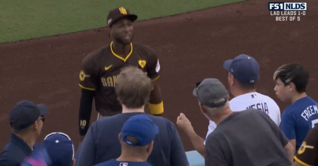 Jurickson Profar had Dodgers fans throwing stuff at him after epic troll on robbed homer