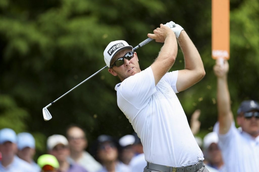 Power chasing anxious Mitchell in Mississippi