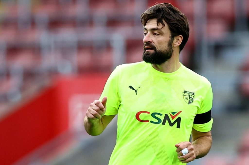 Under-pressure Southampton manager Russell Martin jokingly ‘booed every time he touches ball’ at St Mary’s clash