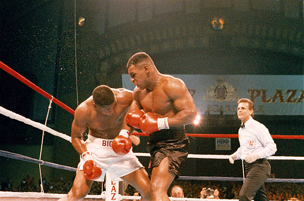 Oct. 16, 1987: Tyson vs Biggs Oct. 16, 1987: Tyson vs Biggs