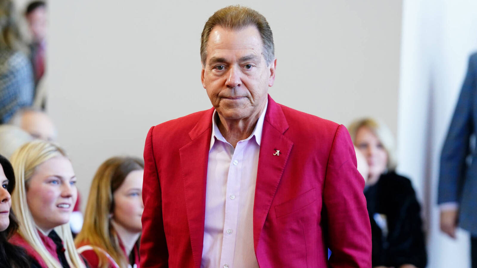 Top Alabama recruit to enter transfer portal after Nick Saban's retirement