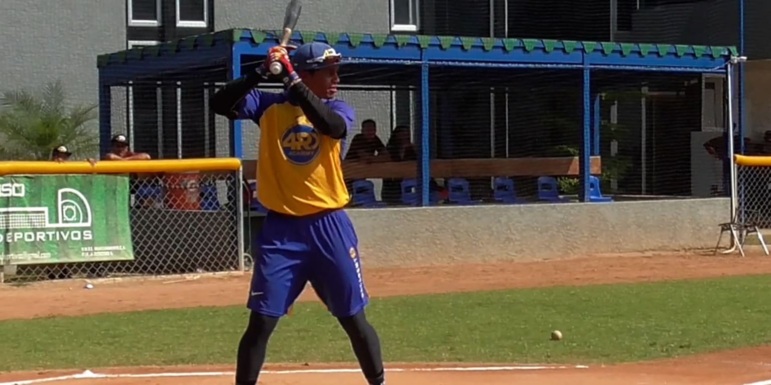  million Braves prospect draws Miggy comp