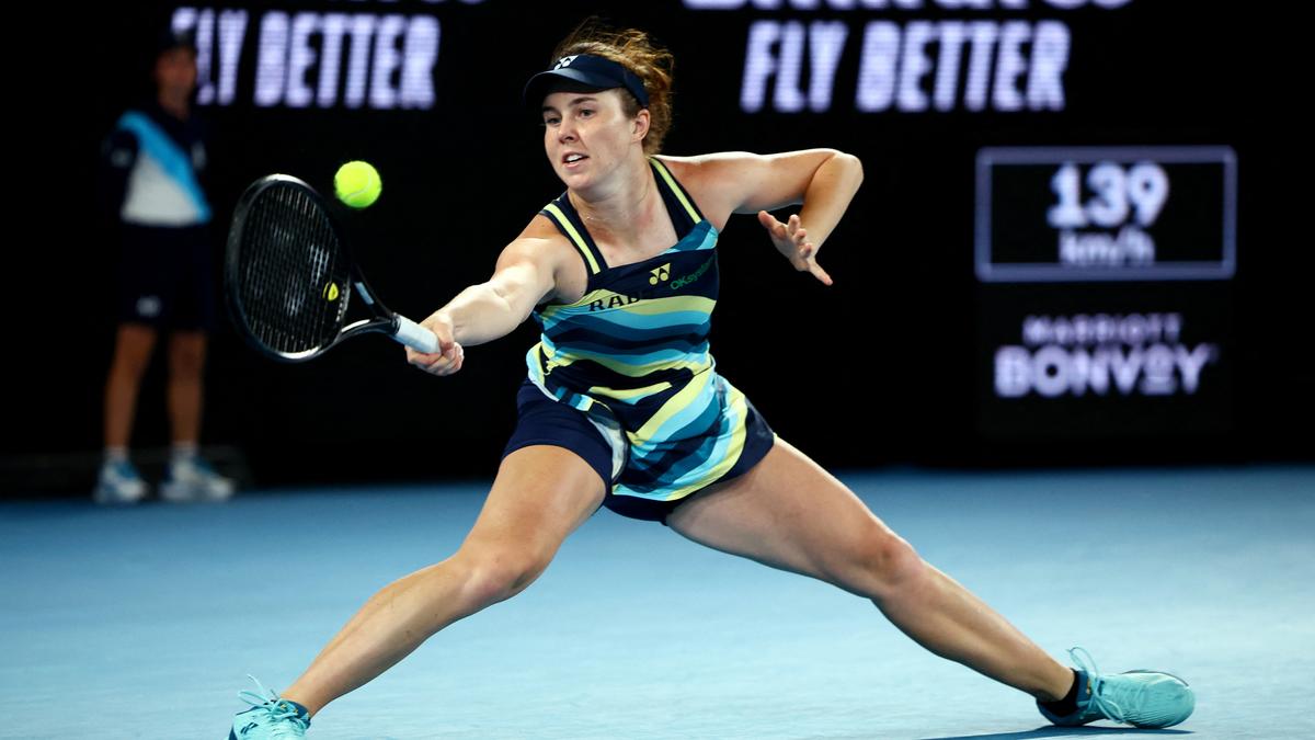 Australian Open | Teenager Noskova stuns World No. 1 Swiatek in 3rd round